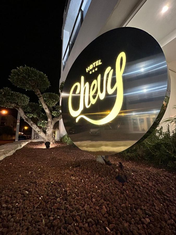 Hotel Chevy & Suites 卡拉纳雅达 外观 照片